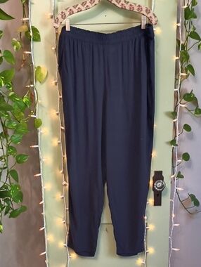 Women's Divided Navy Blue Super Lightweight Viscose Haram Pants 16